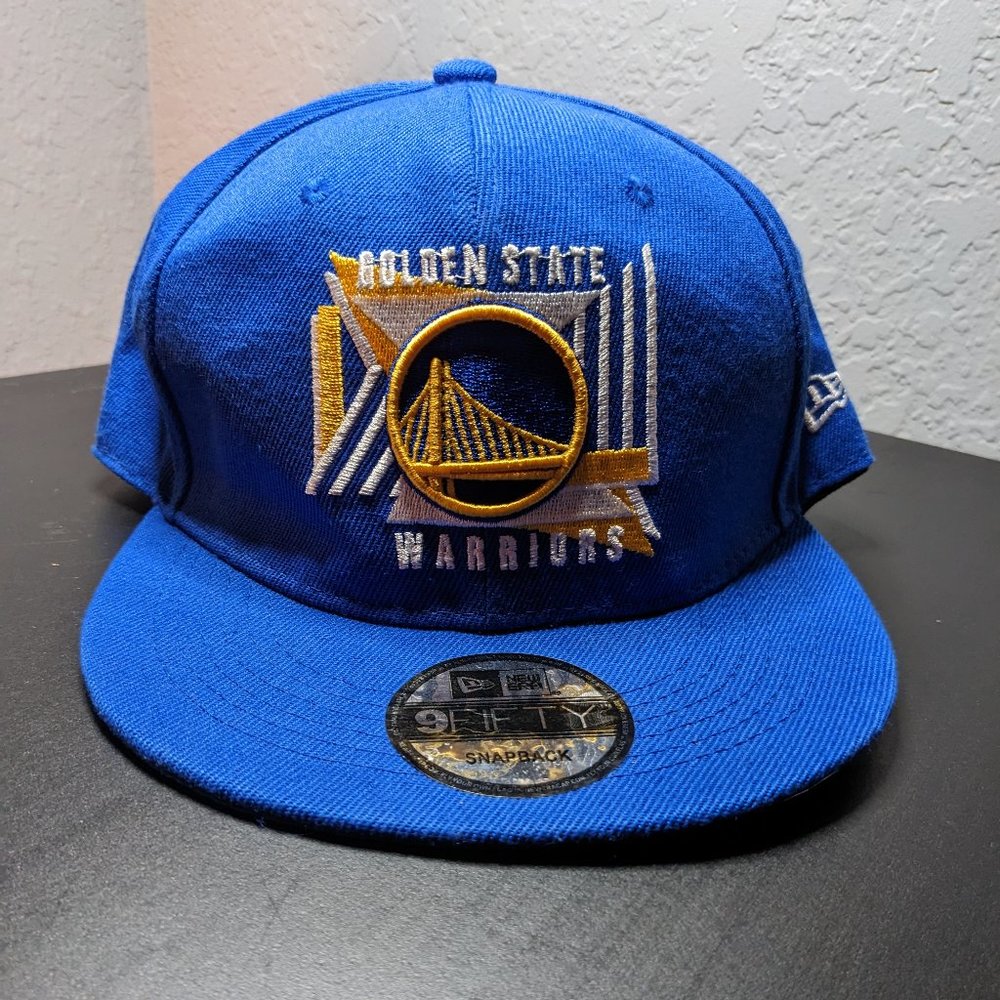 Men's New Era Royal Golden State Warriors Shapes 9FIFTY Snapback Hat